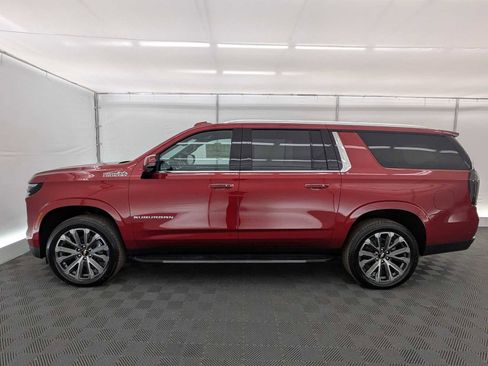 New 2026 Chevrolet Suburban High Country image 3