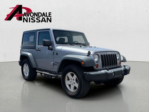Used 2013 Jeep Wrangler Sport AWD/4WD image 4
