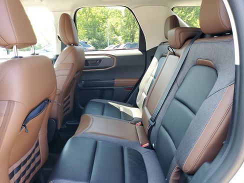 Certified 2023 Ford Bronco Sport Outer Banks AWD/4WD image 28
