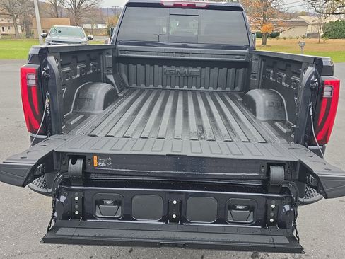 New 2026 GMC Sierra 2500 Denali image 5