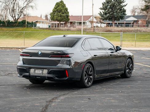 Used 2026 BMW i7 xDrive60 w/ Executive Package image 5