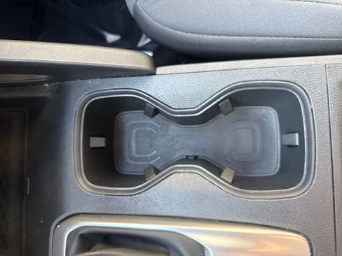 Used 2022 Nissan Frontier S image 20