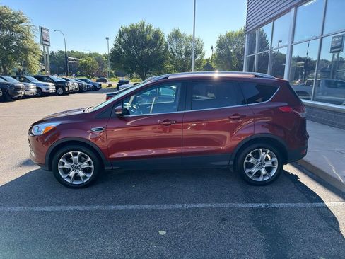 Used 2016 Ford Escape Titanium AWD/4WD image 8