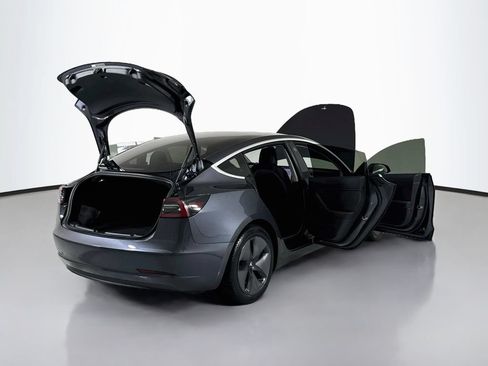 Used 2018 Tesla Model 3 Mid Range RWD image 29