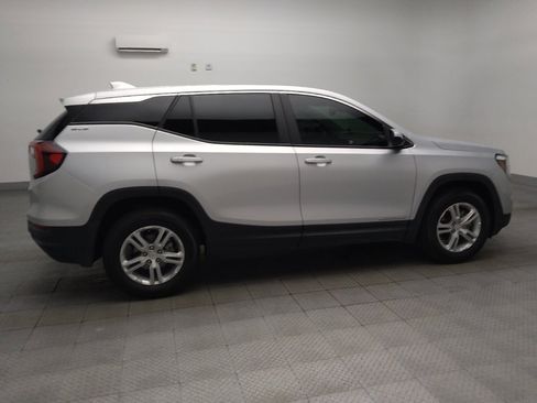 Used 2022 GMC Terrain SLE AWD/4WD image 10
