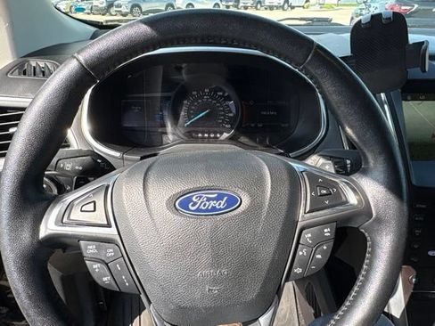 Used 2018 Ford Edge Titanium w/ Canadian Touring Package AWD/4WD image 14