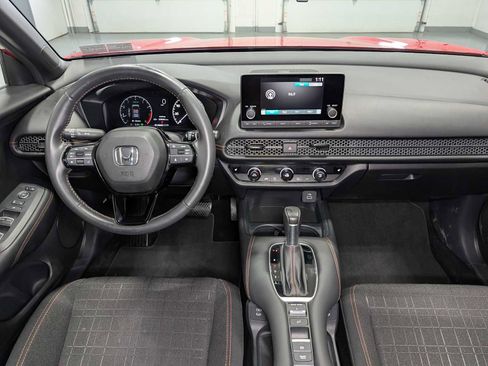 Used 2024 Honda HR-V Sport image 17