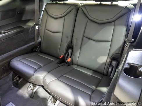 Certified 2023 Cadillac XT6 Sport w/ Technology Package image 12