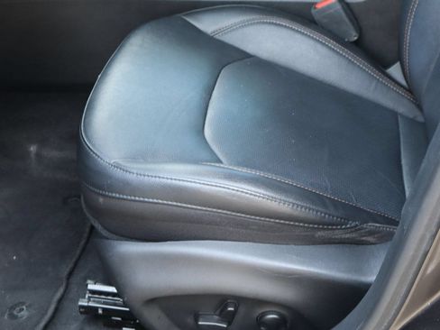 Used 2022 Jeep Compass Latitude AWD/4WD image 14