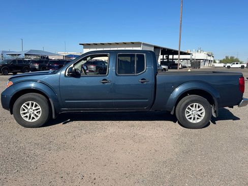Certified 2021 Nissan Frontier SV AWD/4WD image 2
