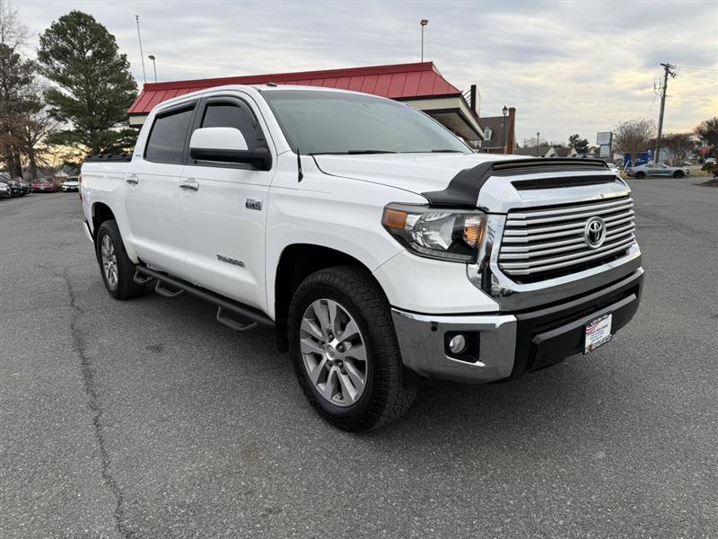 Used 2017 Toyota Tundra Limited w/ Limited Premium Package AWD/4WD image 3