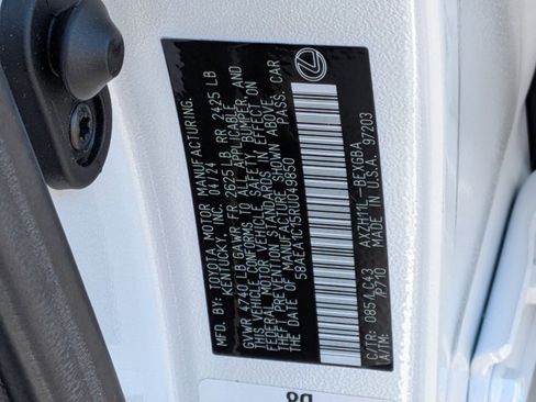 Used 2024 Lexus ES 300h w/ Accessory Package (Z2) FWD image 26