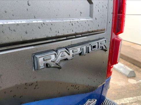 Used 2018 Ford F150 Raptor w/ Equipment Group 802A Luxury AWD/4WD image 10