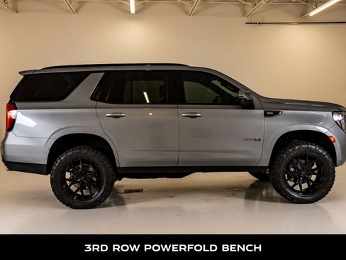 Used 2023 GMC Yukon AT4 w/ Technology Package AWD/4WD image 11