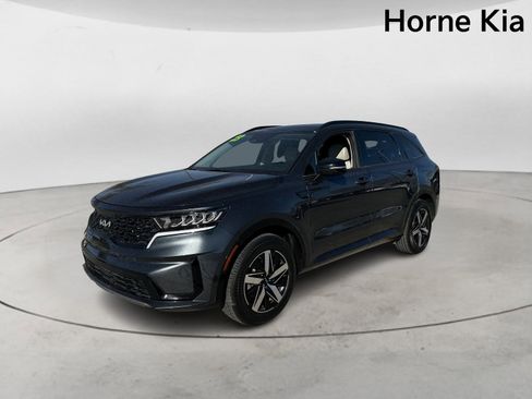 Certified 2023 Kia Sorento S w/ Panoramic Sunroof Package image 7