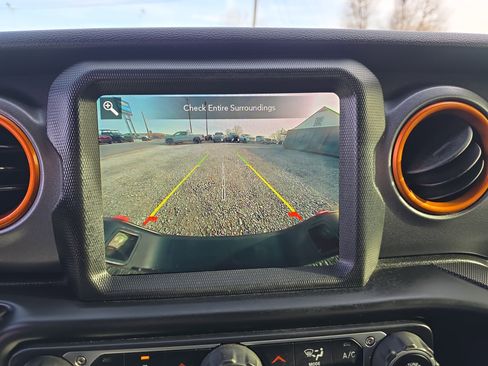 Used 2021 Jeep Gladiator Mojave image 26