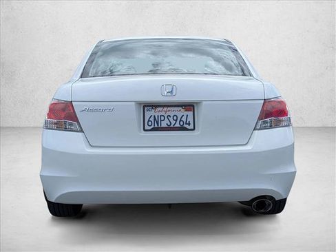 Used 2010 Honda Accord LX-P image 6