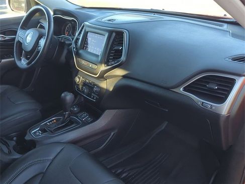 Certified 2021 Jeep Cherokee Latitude Lux image 26