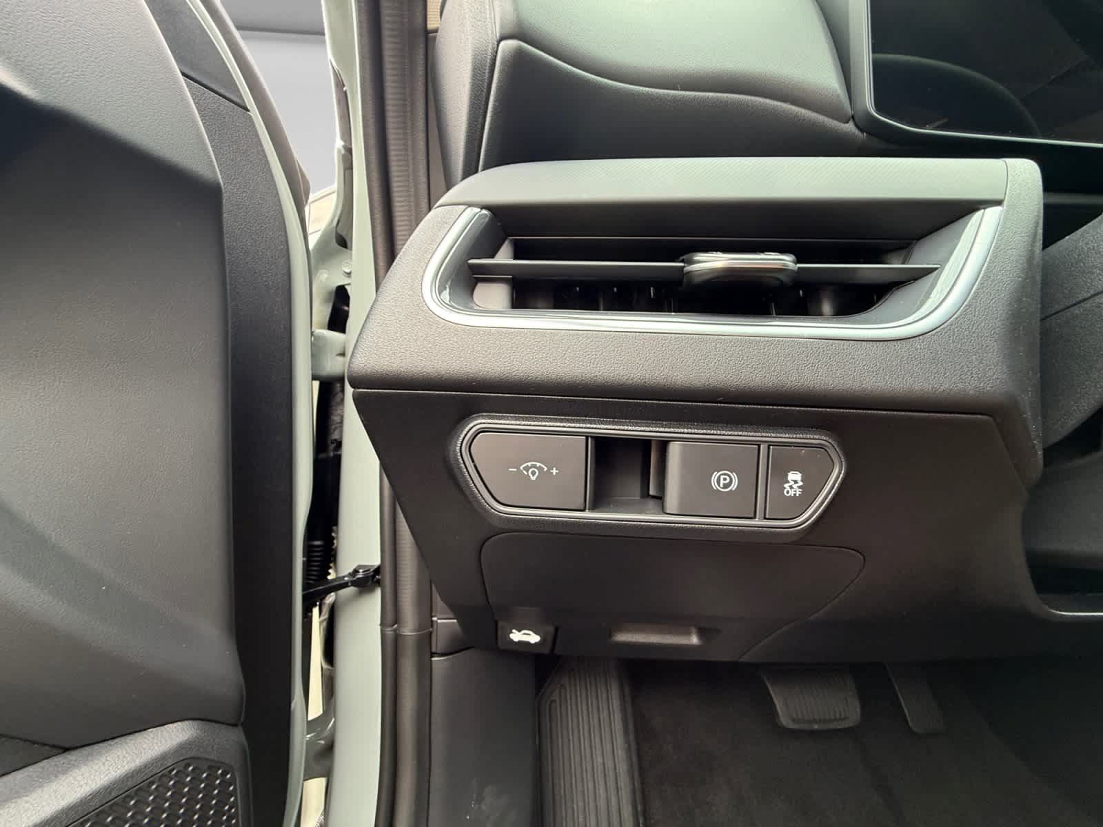 New 2026 Kia K4 EX FWD image 18
