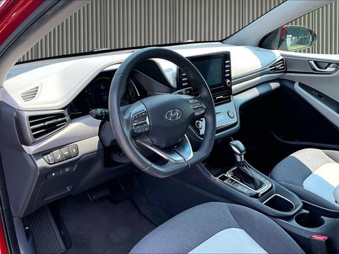 Used 2020 Hyundai Ioniq SEL FWD image 14