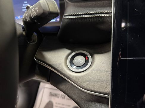 Used 2023 Jeep Grand Cherokee L Limited w/ Luxury Tech Group II image 29