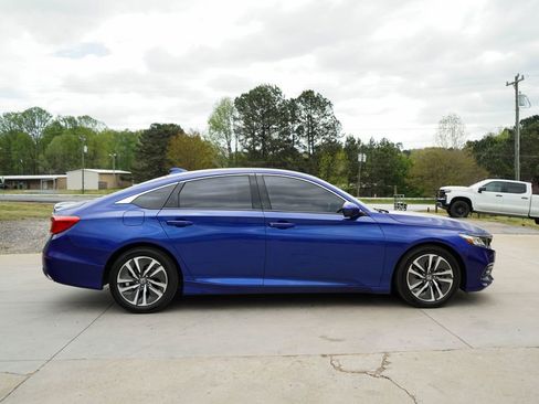 Used 2020 Honda Accord Sport image 3