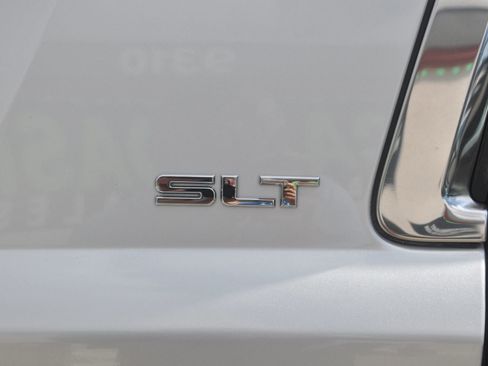 Used 2017 GMC Yukon SLT RWD image 34