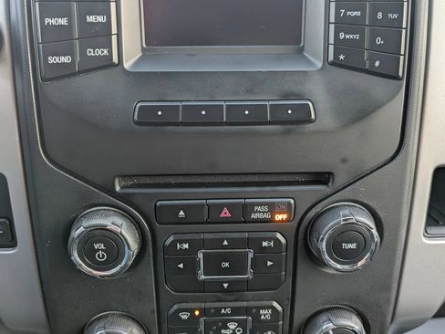 Used 2014 Ford F150 XLT w/ Equipment Group 302A Luxury image 11