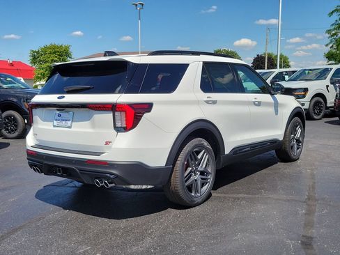 New 2026 Ford Explorer ST w/ Sun And Sound Package AWD/4WD image 4