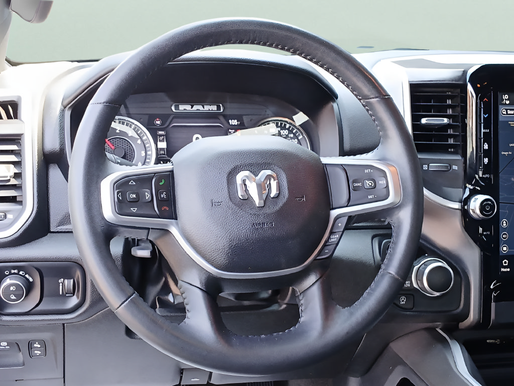 Used 2023 RAM 1500 Big Horn AWD/4WD image 12