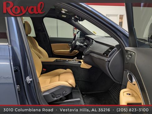 Used 2021 Volvo XC90 T8 Inscription image 8