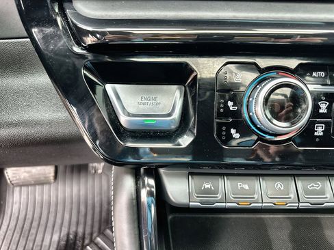 Certified 2024 GMC Sierra 1500 AT4X w/ AT4X AEV Edition AWD/4WD image 17