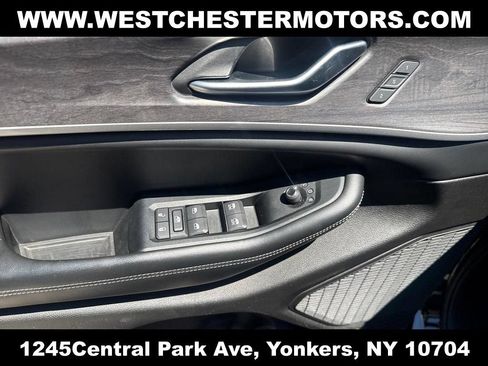 Used 2023 Jeep Grand Cherokee Limited w/ Luxury Tech Group II AWD/4WD image 12