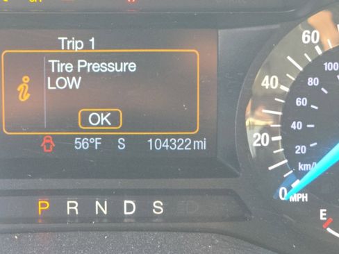 Used 2014 Ford Fusion SE w/ Equipment Group 202A image 9