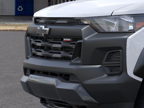 New 2026 Chevrolet Colorado Trail Boss AWD/4WD image 13