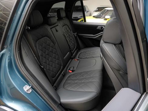 Used 2025 BMW X5 sDrive40i w/ Premium Package RWD image 37