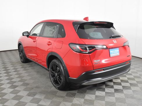 New 2026 Honda HR-V Sport image 8