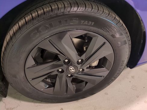 Used 2022 Hyundai Elantra SEL image 20