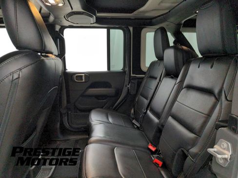 Used 2020 Jeep Wrangler Unlimited Sahara AWD/4WD image 24