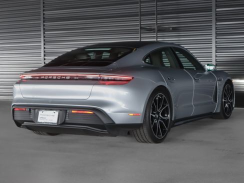 Certified 2026 Porsche Taycan 4S AWD/4WD image 10