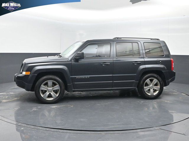 Used 2015 Jeep Patriot Sport w/ Power Value Group FWD image 4