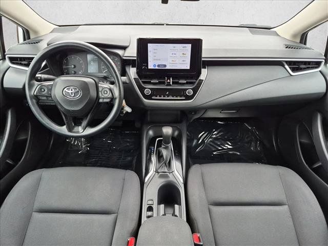 Used 2024 Toyota Corolla LE FWD image 17