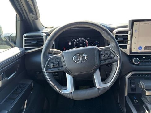 Used 2025 Toyota Sequoia SR5 w/ SR5 Premium Package AWD/4WD image 14