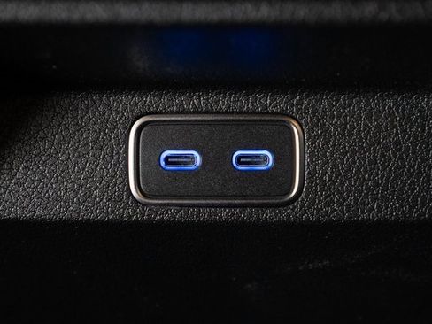 New 2026 Mercedes-Benz GLS 580 4MATIC image 37