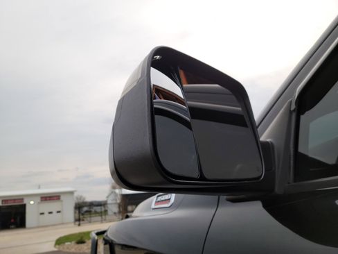 Used 2020 RAM 3500 Tradesman image 16