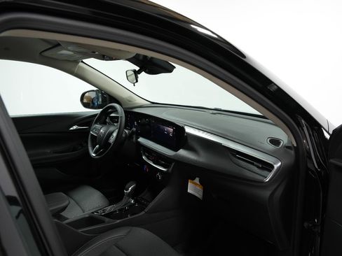 New 2026 Buick Encore GX Preferred w/ Comfort Package FWD image 18