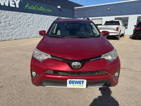 Used 2018 Toyota RAV4 Limited image 8