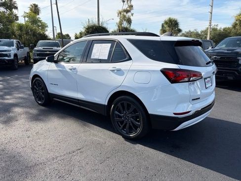 Used 2023 Chevrolet Equinox RS FWD image 4