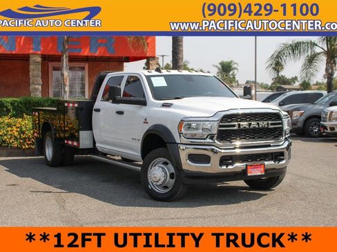 Used 2021 RAM 5500 Tradesman w/ Chrome Appearance Group AWD/4WD image 1