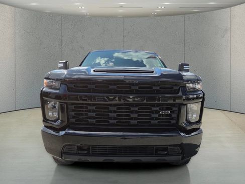 Used 2023 Chevrolet Silverado 2500 Custom w/ Custom Convenience Package AWD/4WD image 11